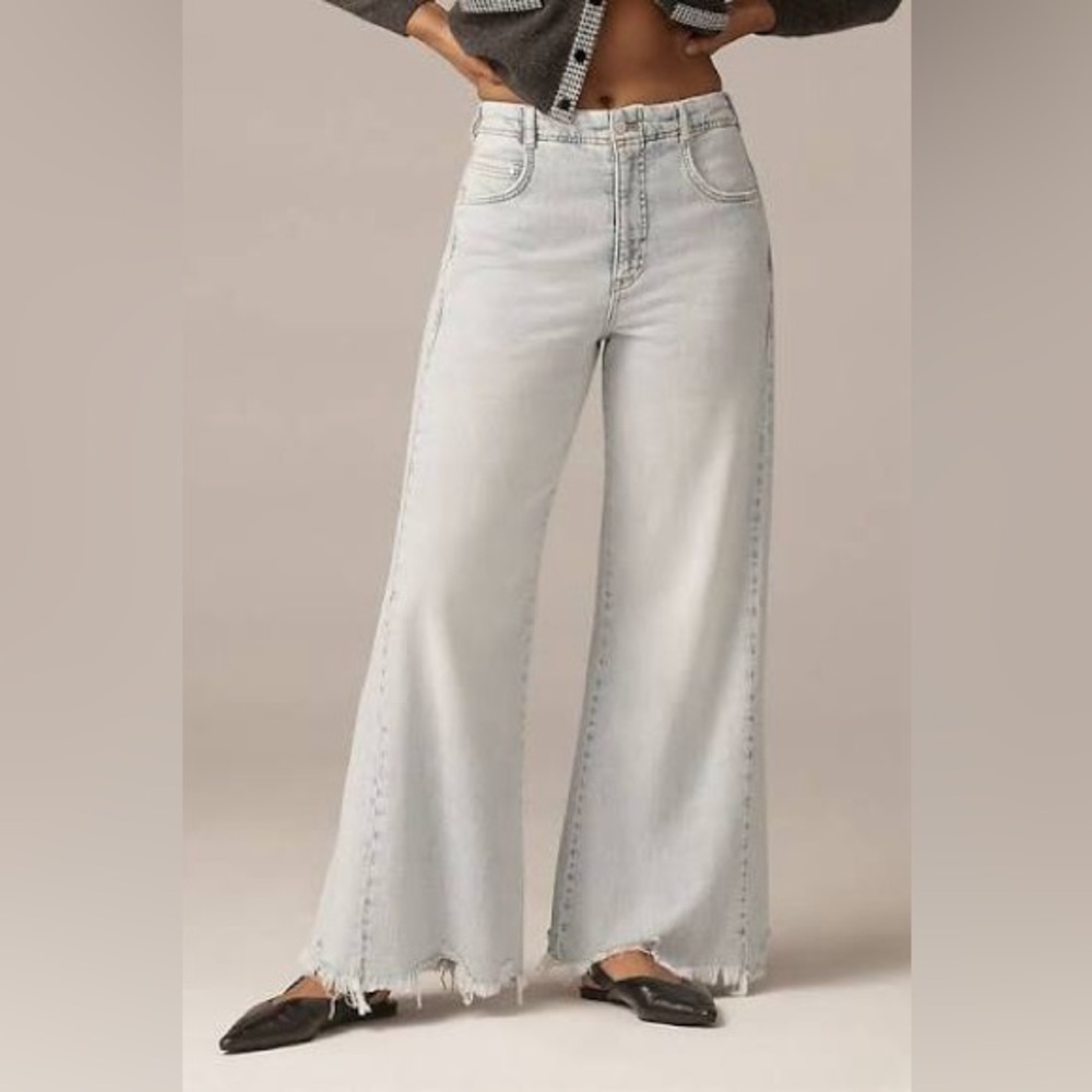 the adi curvy high rise flare jeans by pilcro